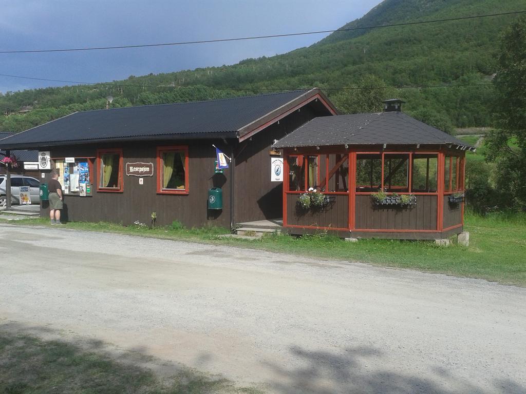 Magalaupe Camping Hotel Oppdal Buitenkant foto